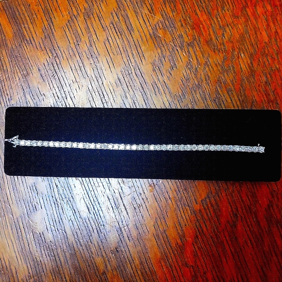 14kt wg excellent quality 7 carat diamond tennis bracelet 15 grams